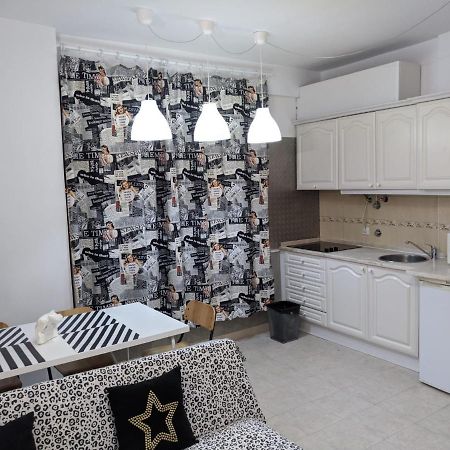 In Bed With Lisbon 15E Apartment Amadora Bagian luar foto