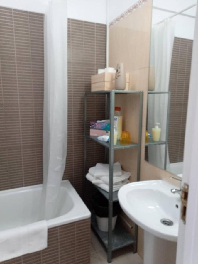 In Bed With Lisbon 15E Apartment Amadora Bagian luar foto